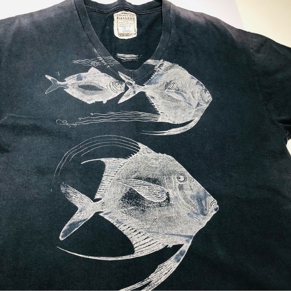 Rogues Gallery deep dyed hand printed graphic t-shirt - Picture 4 of 5